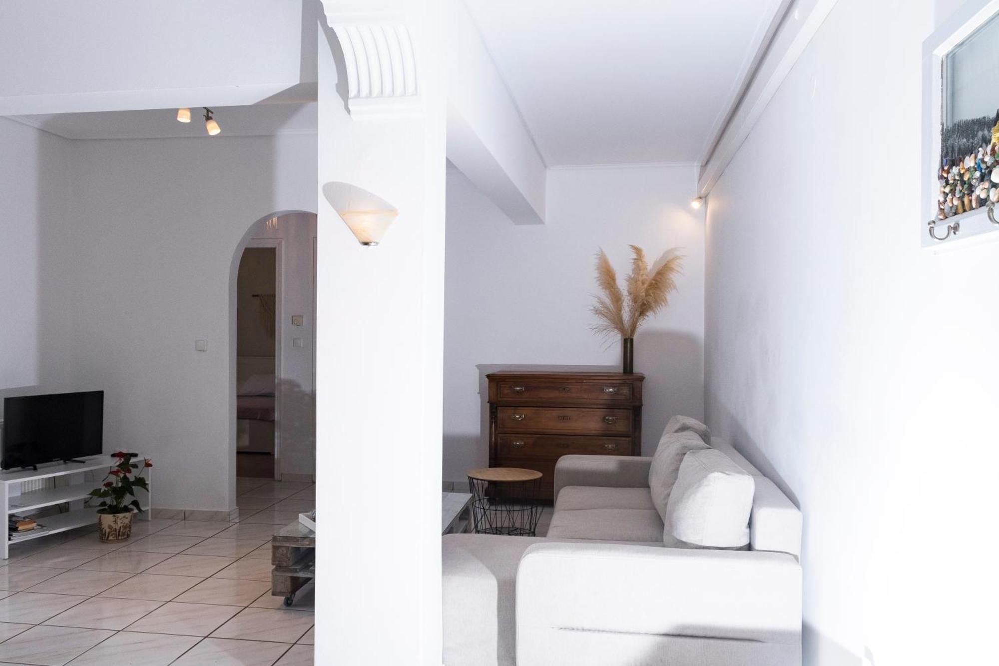 Eleni'S Seaview House Apartment อานดรอส ภายนอก รูปภาพ