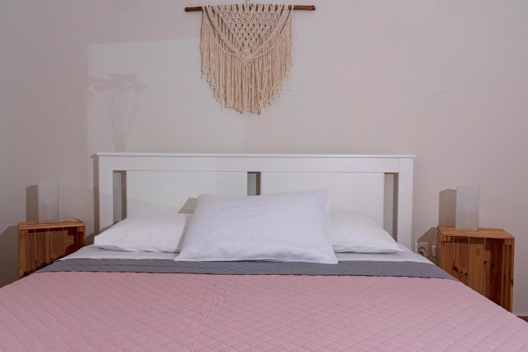 Eleni'S Seaview House Apartment อานดรอส ภายนอก รูปภาพ